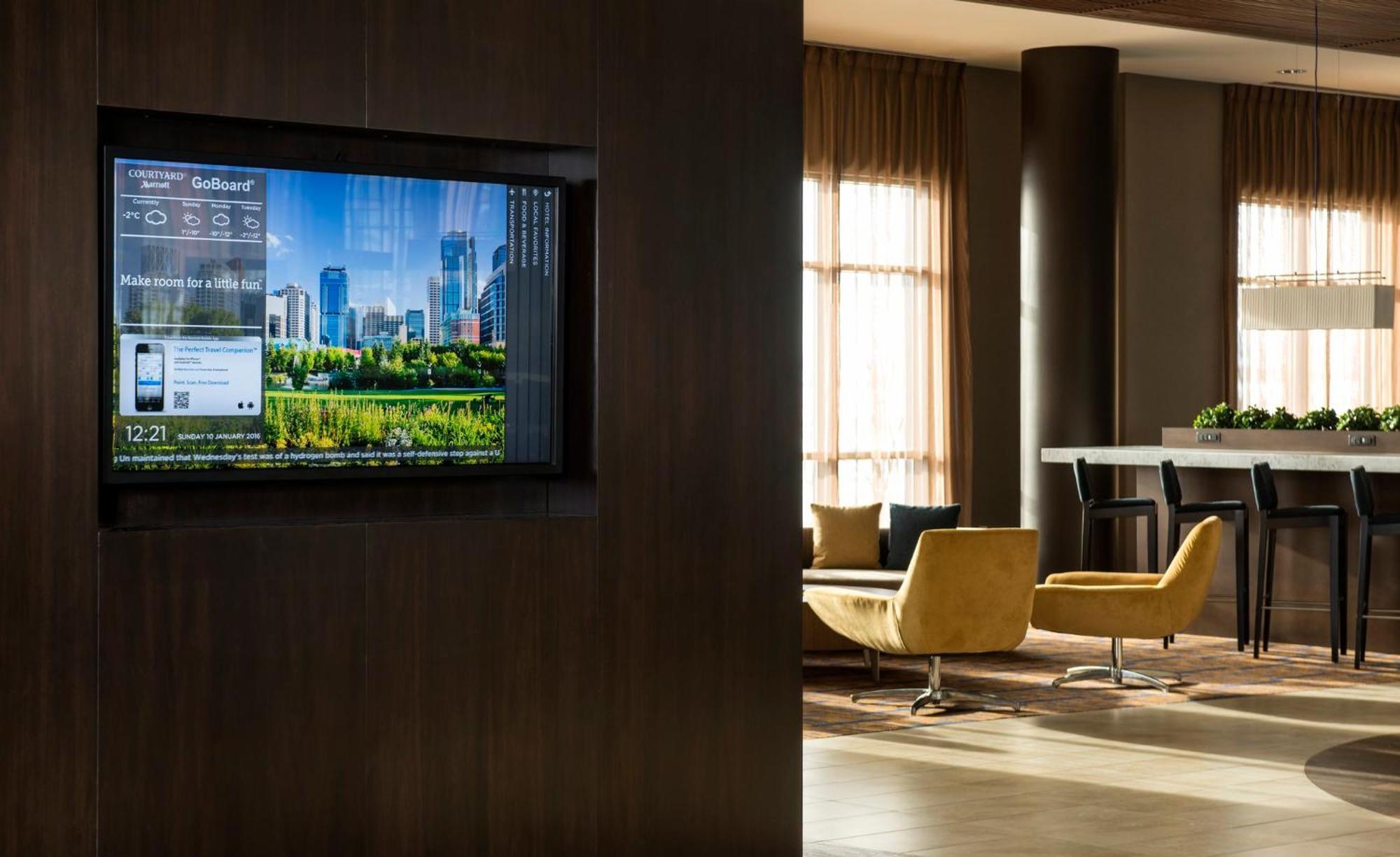 Courtyard By Marriott Calgary South Hotel Bagian luar foto