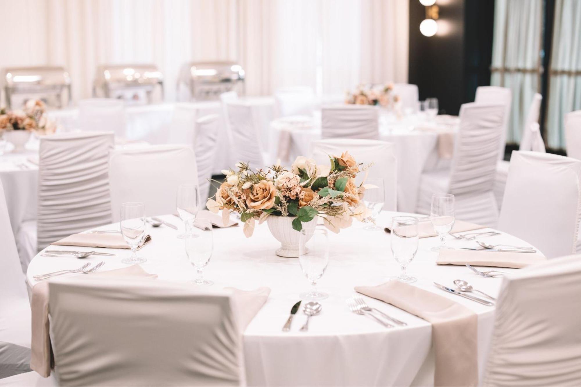 Courtyard By Marriott Calgary South Hotel Bagian luar foto
