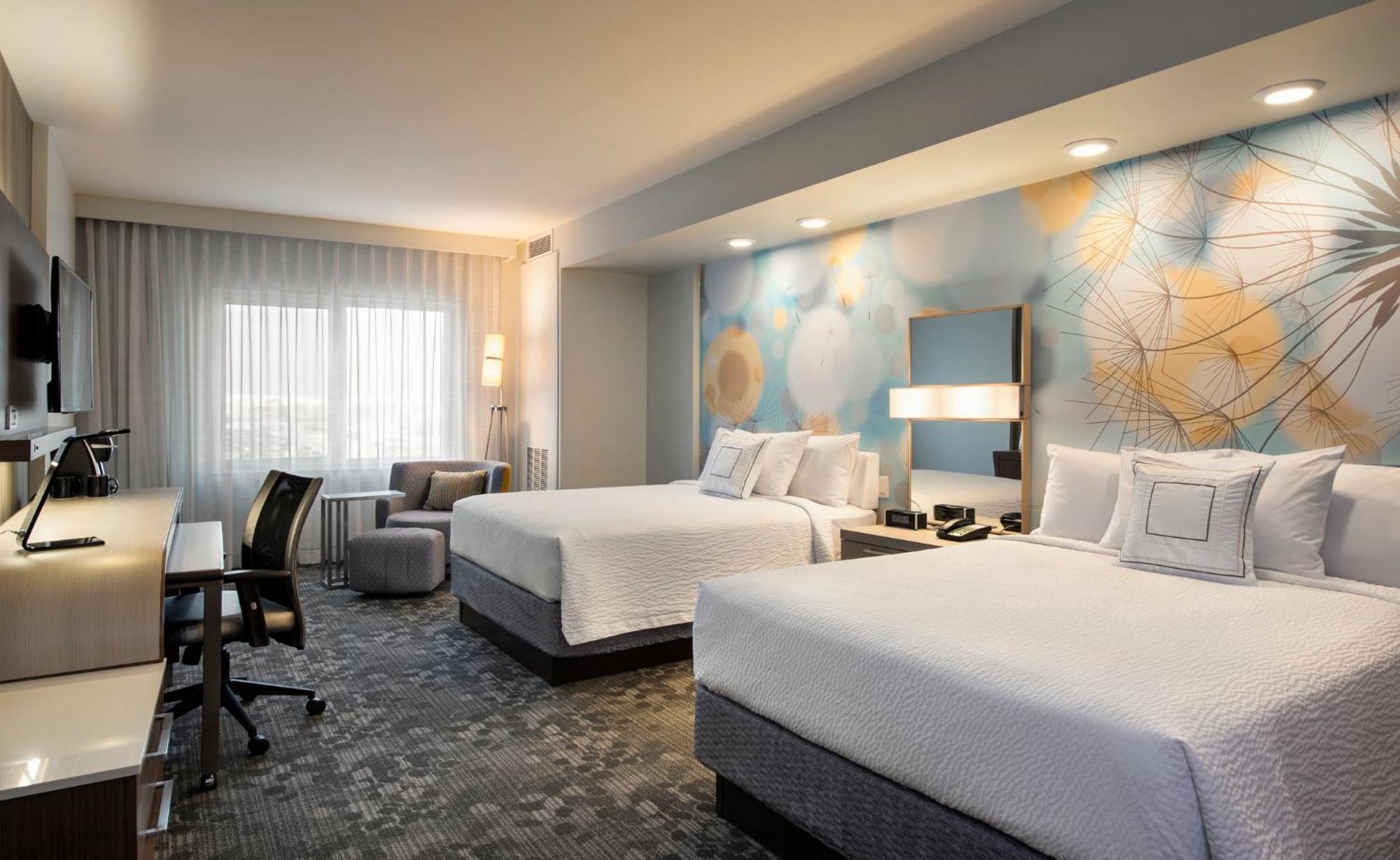 Courtyard By Marriott Calgary South Hotel Bagian luar foto