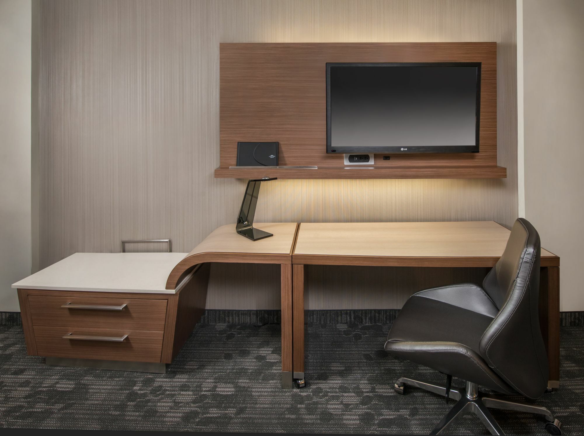 Courtyard By Marriott Calgary South Hotel Bagian luar foto