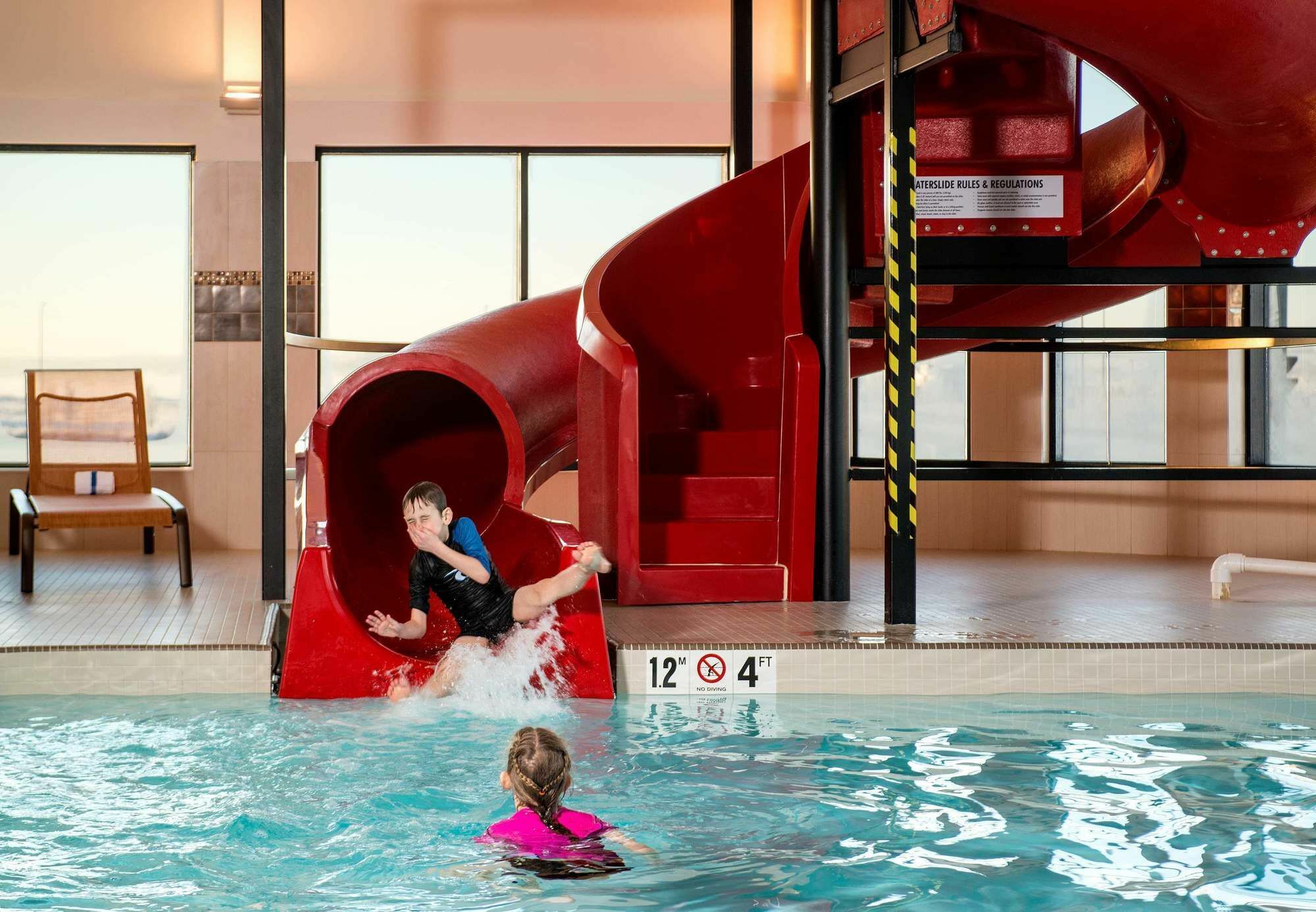 Courtyard By Marriott Calgary South Hotel Bagian luar foto